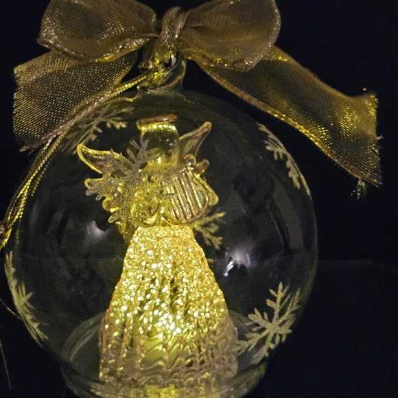 Lenox "Wonder Ball" Angel Christmas Tree Lighted Glass Globe Ornament hanging - Picture 10 of 12